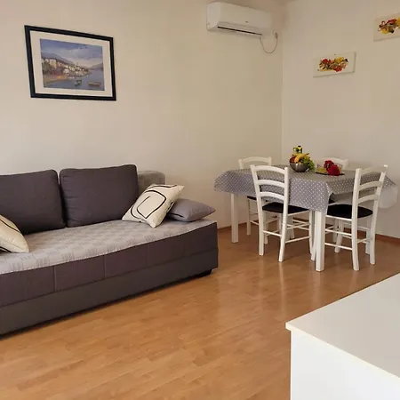 Apartamento Mica *
